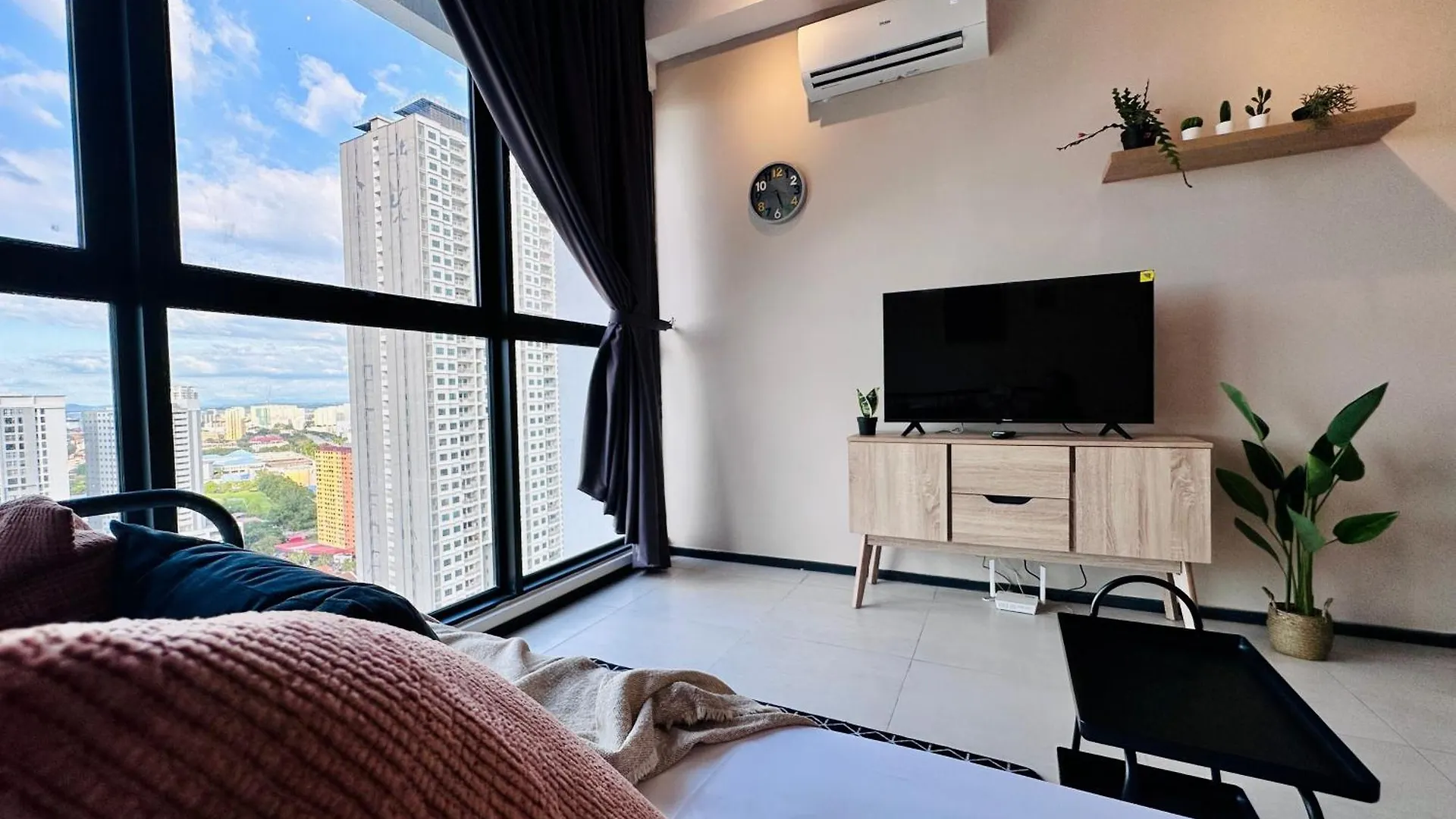 New Urban Suites Seaview Family Homestay By Urban Staycation Heng Jelutong