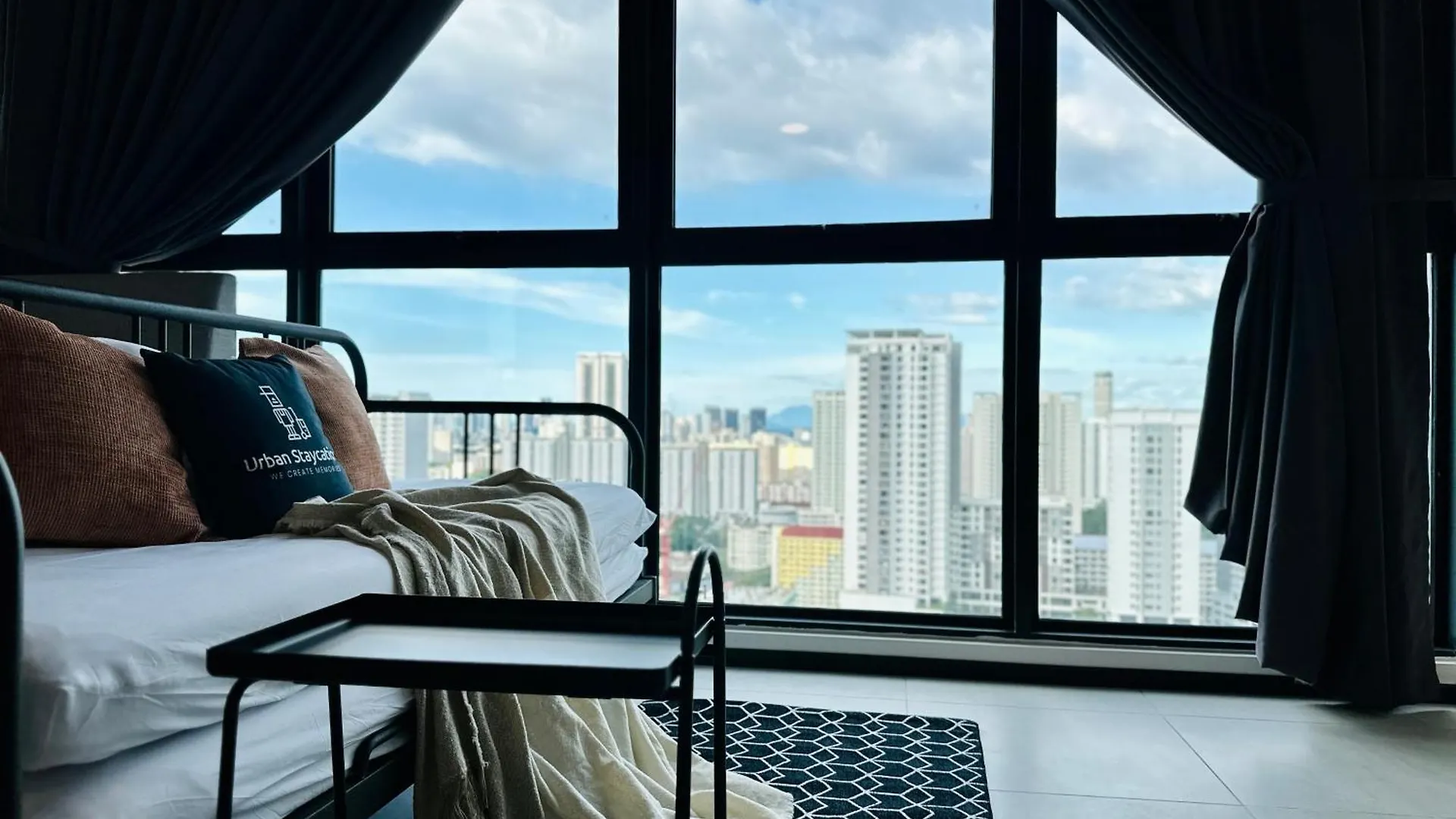 New Urban Suites Seaview Family Homestay By Urban Staycation Heng Jelutong Apartman